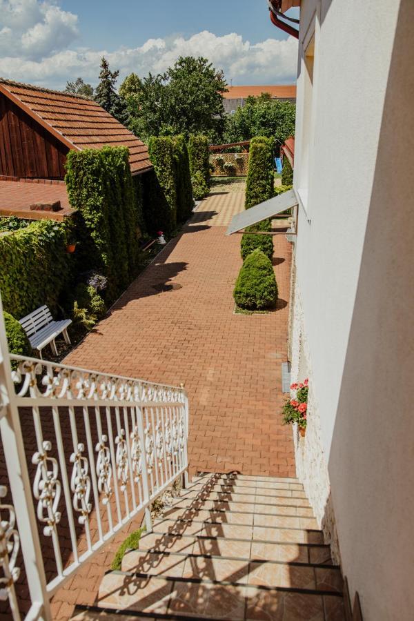 Vila Adria Hrabušice Exteriör bild